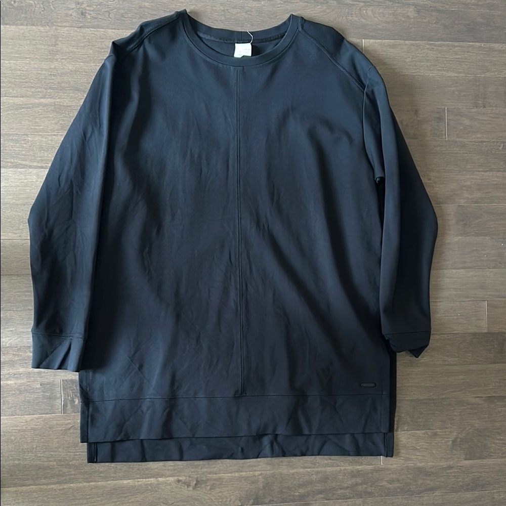 Lole Women’s Black Long Sleeve Tunic Sweater